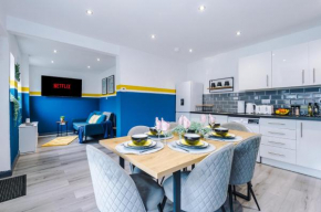 Sleek and Stylish House - 5 Minutes From Leeds City Centre